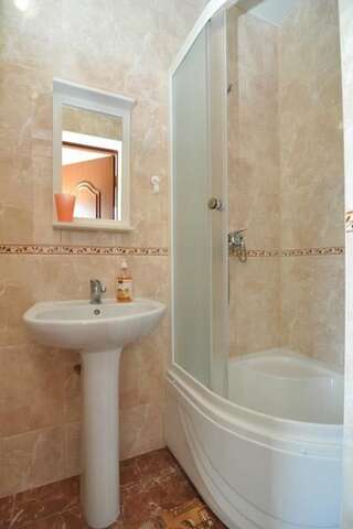 Гостиница Гостевой дом Корона Анапа Апартаменты с 2 спальнями-2